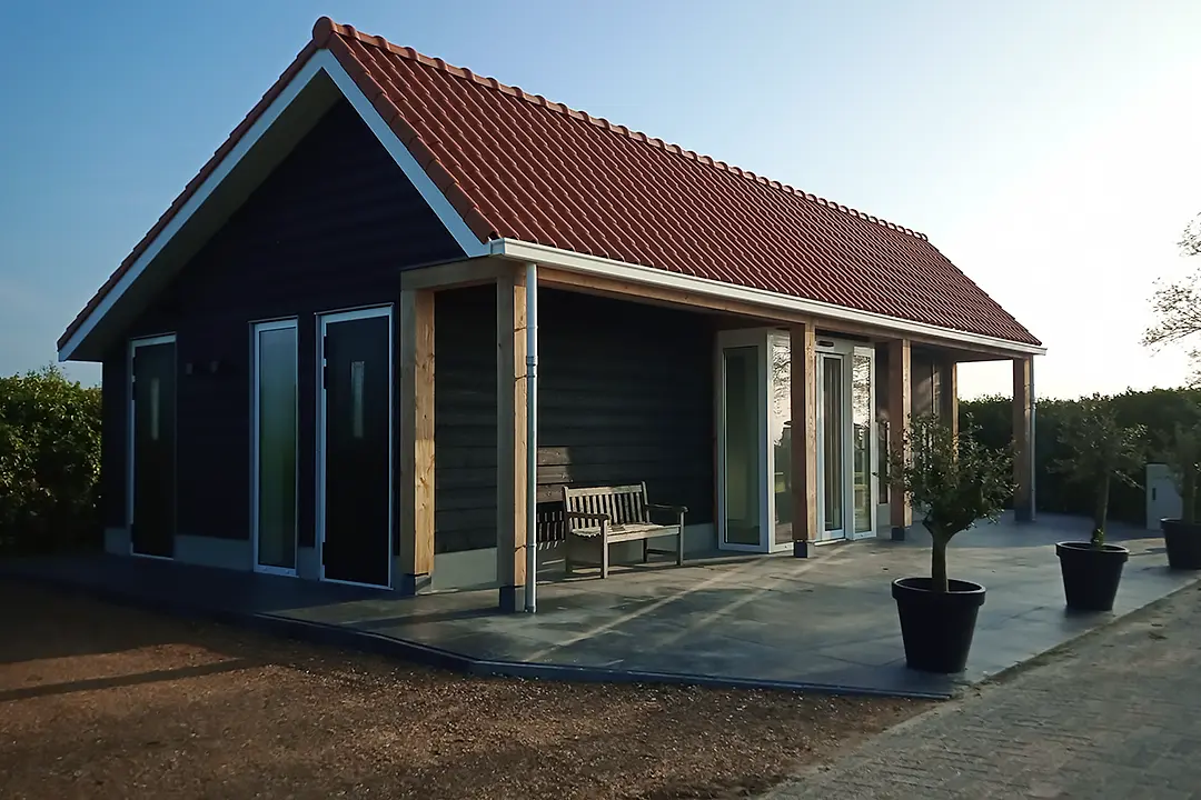 Nieuw sanitairgebouw Camping vakantieboerderij Hakehoeve Ellemeet Schouwen-Duiveland aan zee in Zeeland